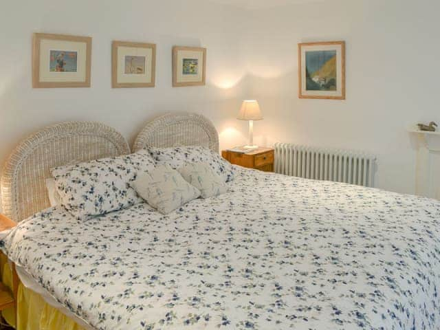 Comfortable double bedroom | Beehive Cottage, St Breock near Wadebridge