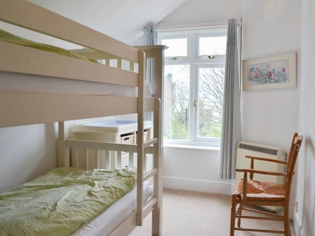 Children&rsquo;s bunk beds | Beech Cottage, St Lawrence, near Ventnor