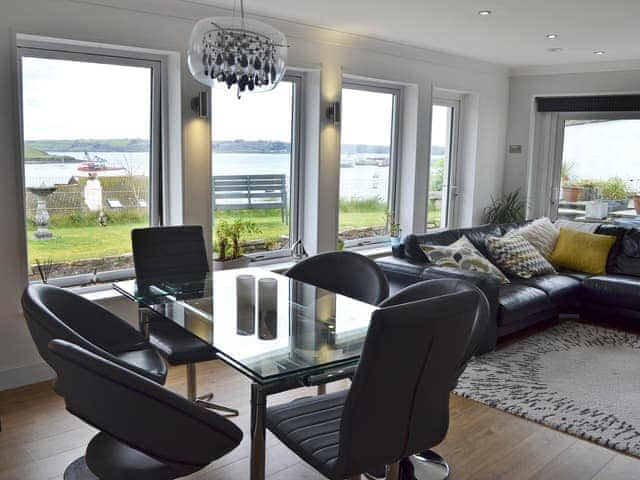 Attractive dining area, fab harbour views | Gwel An Porth, Falmouth