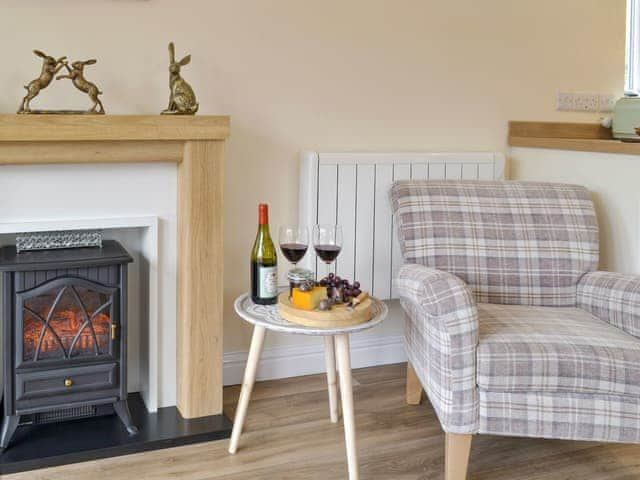 Welcoming living area | Hare&rsquo;s Home - Thursford Holidays, Thursford, near Fakenham