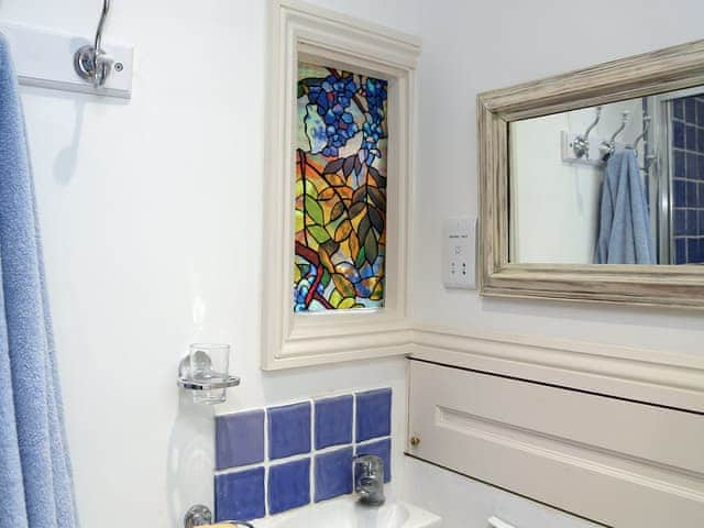 Bathroom | Marine Parade, Hythe