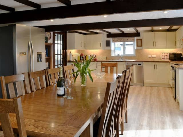 Well equipped kitchen/ dining room | Heath Farm Cottages - Cowslip - Heath Farm , Bradworthy, near Hartland