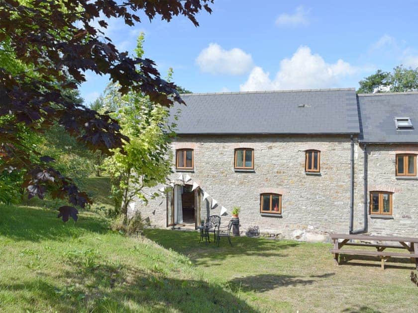 Attractive stone-built holiday home  | Mill Cottage - Pendegy Mill, Llanybri, near Carmarthen