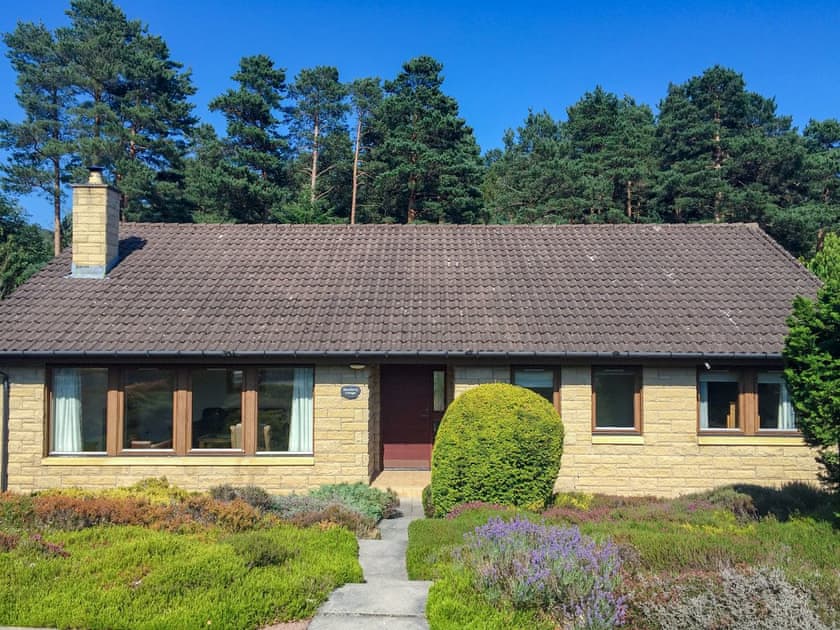 Bearberry Cottage Ref W43359 In Ballater Aberdeenshire