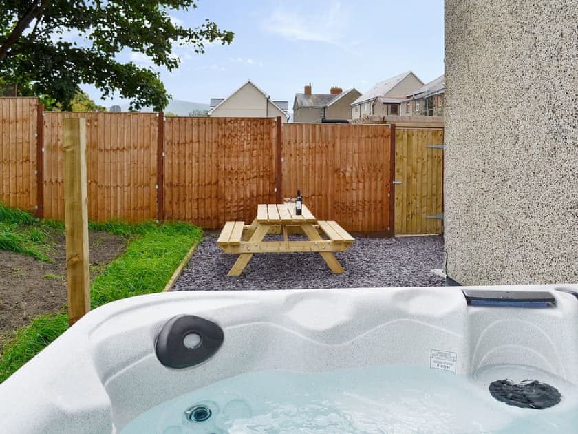 Relax in the private hot tub | Swyn y Mor, Barmouth