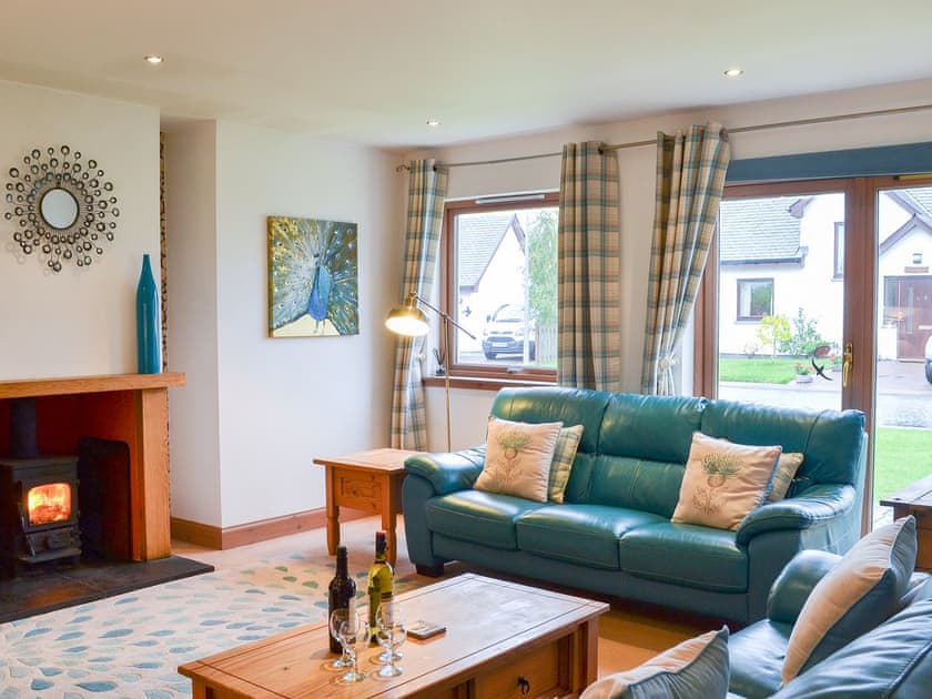 Lovely large and cosy living room | Cairn View - Allt Mor Cottages, Aviemore