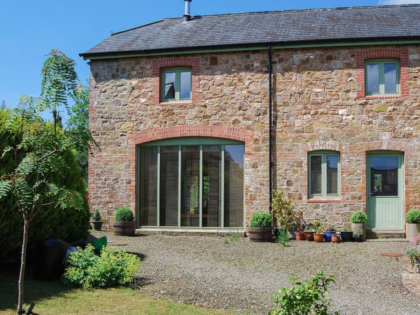 Beautiful rural holiday accommodation in a tasteful barn conversion | The Garden House - Lower Winsford Farm, Halwill Junction, near Beaworthy