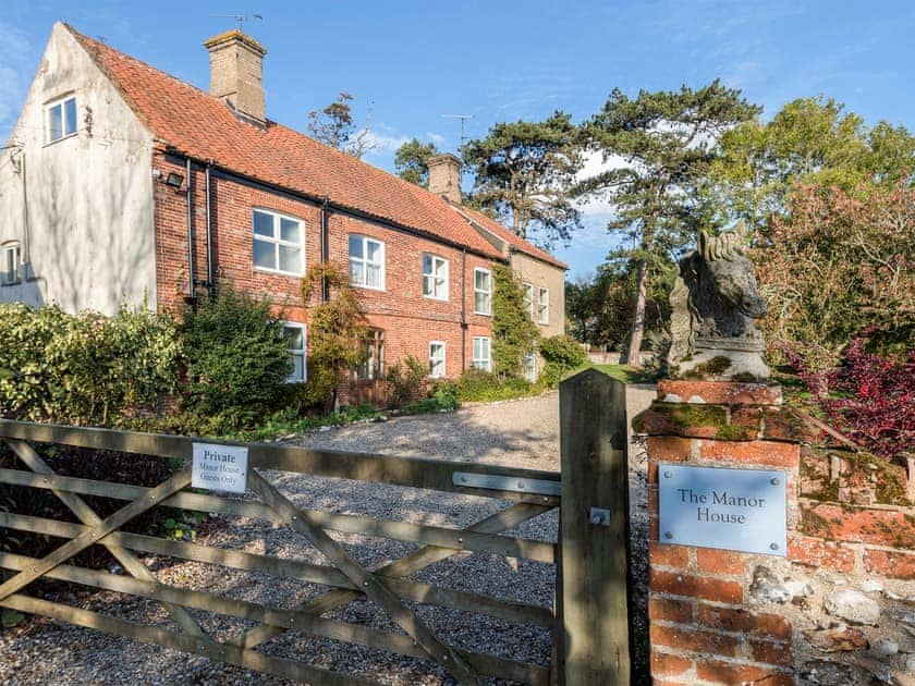 Traditional family farm house | The Manor House - Manor Mews, Tattersett, near Fakenham