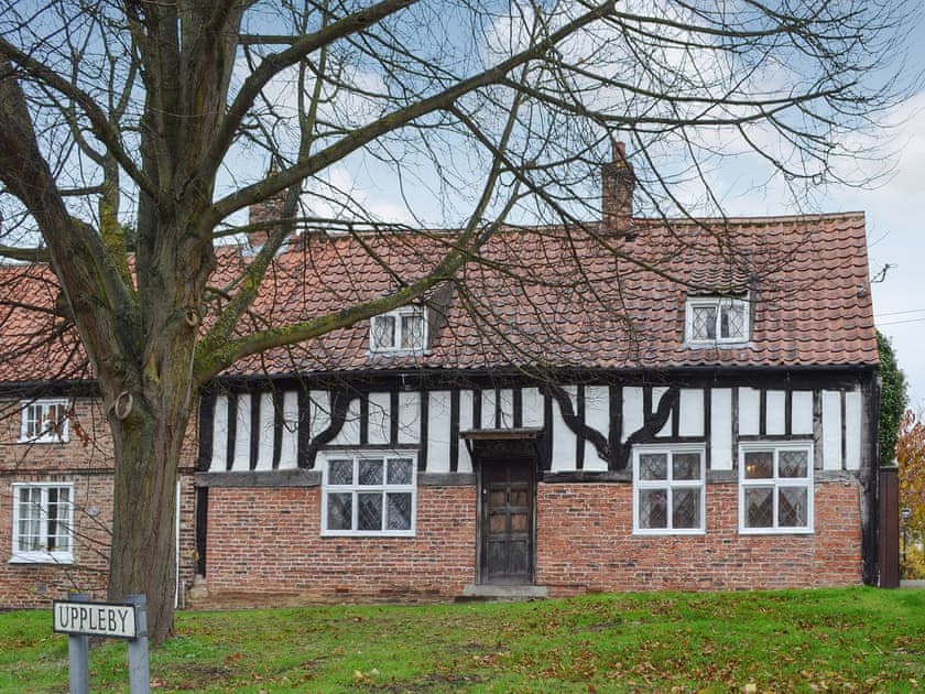  Lovely Tudor terraced house | Tudor House, Easingwold, near York