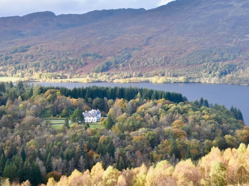 Apartment located in a stunning country house overlooking Loch Venachar | Invertrossachs Country House, Invertrossachs, near Callander