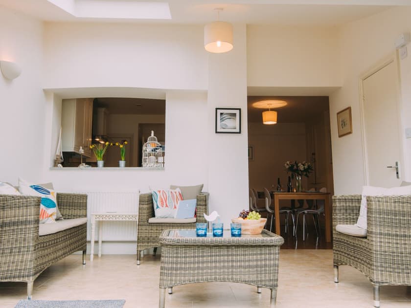 Periwinkle Cottage In Whitstable Kent Book Online Hoseasons