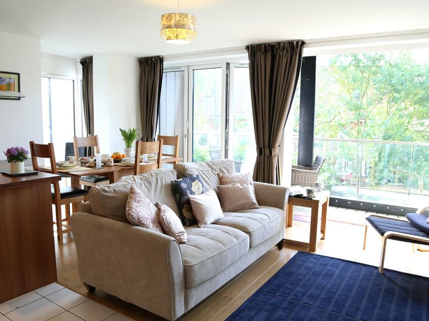 The Stour Apartment In Canterbury Kent Book Online