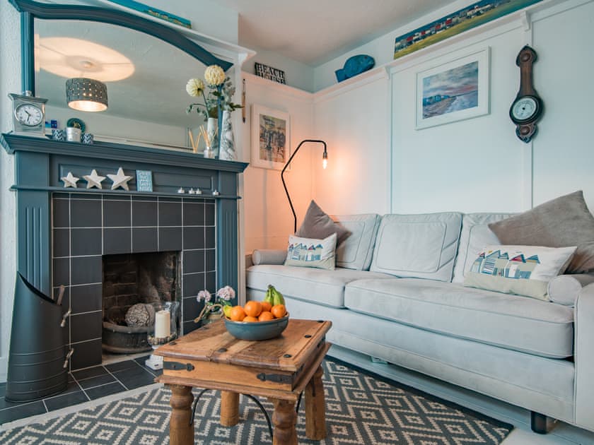 Marine Cottage In Whitstable Kent Book Online Hoseasons