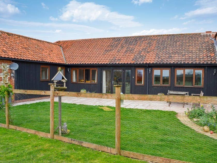 Greenacre Barn In Swaffam Near Dereham Norfolk Book Online