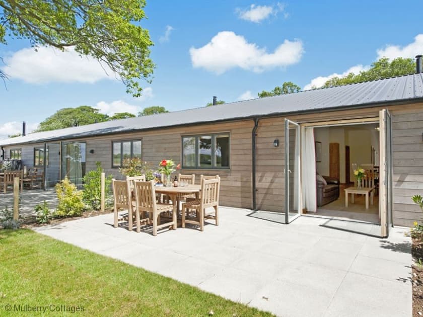Sundew Ref M81768 In Droxford Hampshire Mulberry Cottages