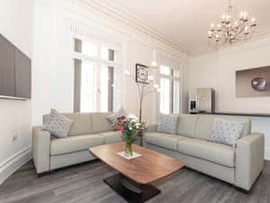 Open plan living space | The Windsor Suite, Plymouth