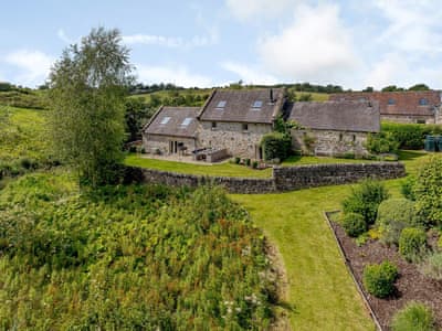 Stunning Grade II listed, detached stone barn conversion | Waterside Barn - Bradbourne, Bradbourne, near Ashbourne