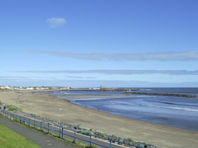 Outstanding sea views | Violet Cottage, Newbiggin-by-the-Sea