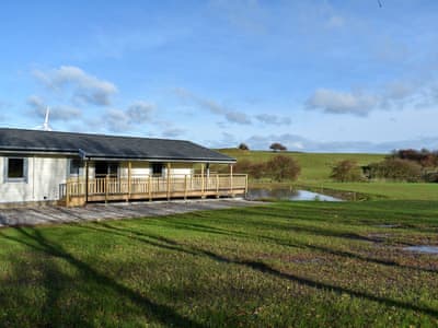 Garden and grounds | Pine Lodge, Cedar Lodge, Larch Lodge - Dale Garth Lodges, Mascalles, near Ulverston
