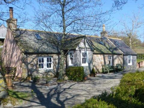 Immaculately presented cottage entrance | Drumniall Cottage, Dinnet, near Aboyne