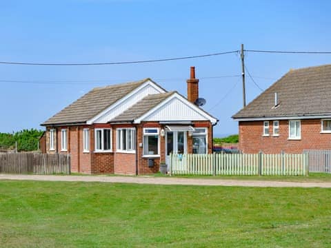 Delightful property | Cottage By The Sea, Bacton, near North Walsham