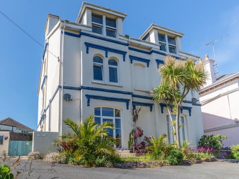 Imposing holiday apartment within a short walk of the town centre | Porto Seguro, Brixham