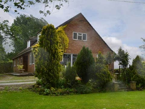 Lovely holiday home in the heart of Lincolnshire | Glebe Farm Bungalow, Kirkby cum Osgodby, near Market Rasen