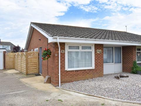 Attractive semi-detached bungalow | Driftwood, Godshill, near Newport