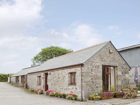 Lovely holiday home | Ash Tree Cottage, Four Lanes, near Camborne