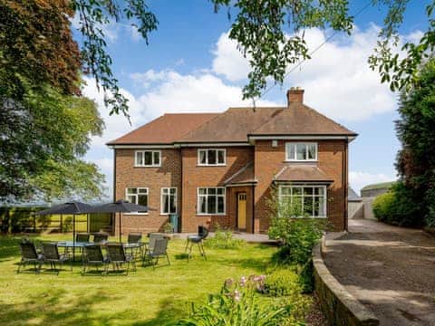Beautiful detached five bedroom house | Renchers Farmhouse, Crossway Green, near Stourport-on-Severn