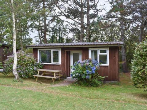 Charming holiday home | Chalet 1 - Mount Hawke Holiday Bungalows, Mount Hawke, near Redruth