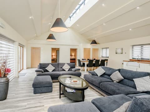 Beautifully designed living space | White House Lodges -Napier - White House Lodges, Heveningham, near Halesworth