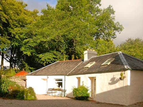 Charming holiday home | Hydrangea Cottage - Bonawe House, Taynuilt, near Oban