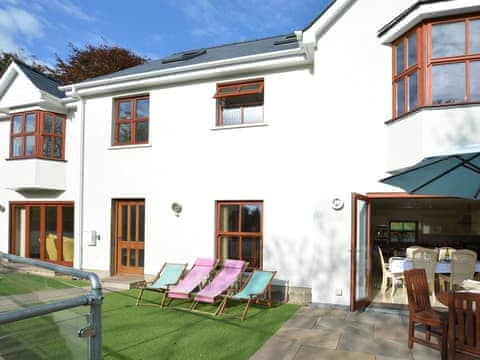 Large spacious detached house | Hafan Dawel, Stepaside, near Saundersfoot