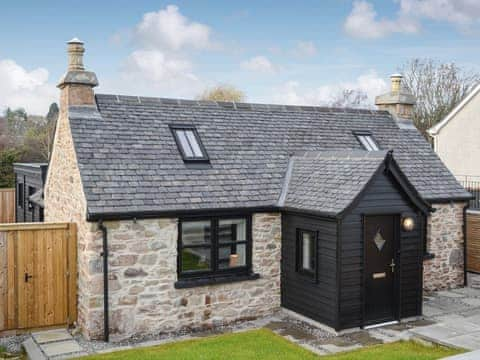 Exterior | Mile End Cottage, Inverness