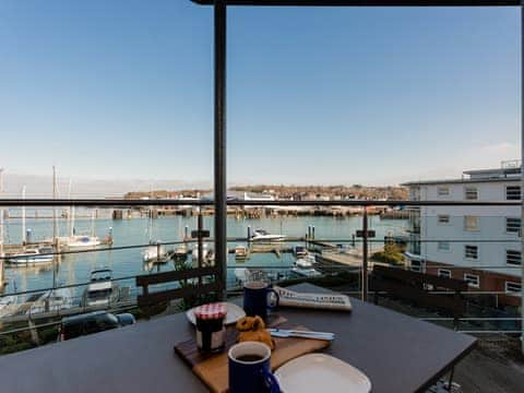 Balcony | 16 Marinus, Cowes