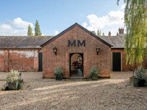 Wonderful single storey holiday home in the Dorset countryside | The Old Forge - Marshwood Manor Cottages, Bettiscombe, near Lyme Regis