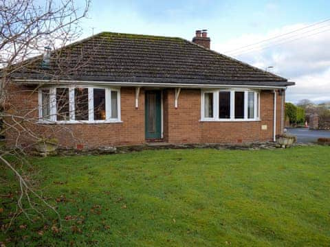 Lovely detached bungalow | Kinverley, Walton, near Kington