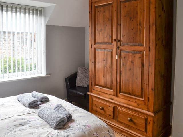 Double bedroom | Lynbank, Seahouses