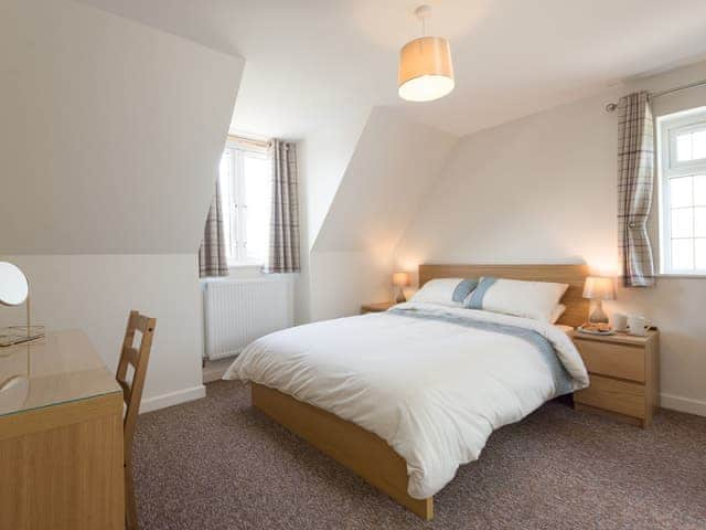 Double bedroom | Beach Lodge, Winthorpe