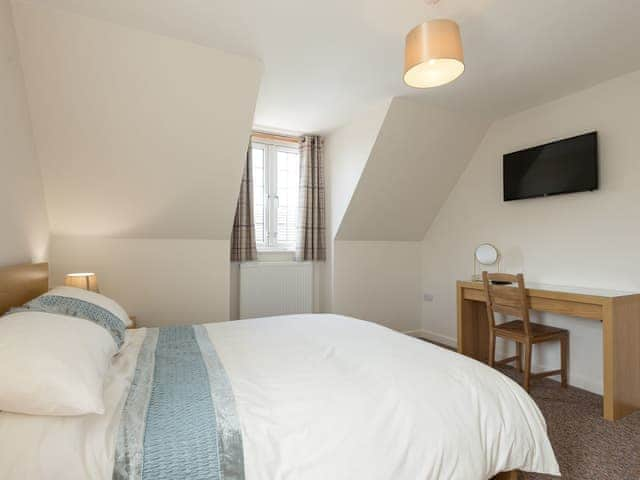 Double bedroom | Beach Lodge, Winthorpe