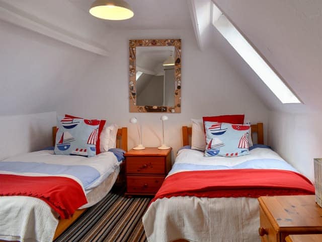 Twin bedroom | September Cottage, Wells-next-the-Sea