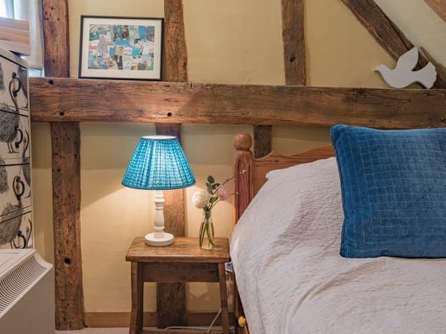 Double bedroom | Woolhouse Barn, Hunton