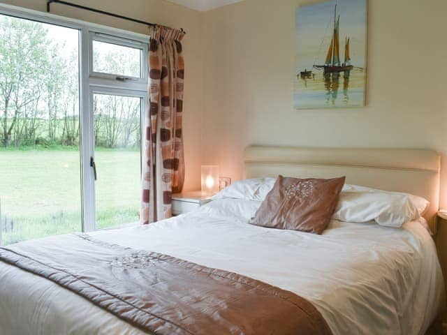 Double bedroom | The Lodge - Trecan Farm Cottages, Lanreath, near Looe