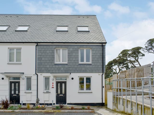 Delightful property | The Light House, Fowey