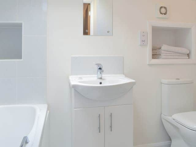 Bathroom | The Hayloft - Harris Croft Farm - The Swallows, Binknoll, near Royal Wootton Bassett