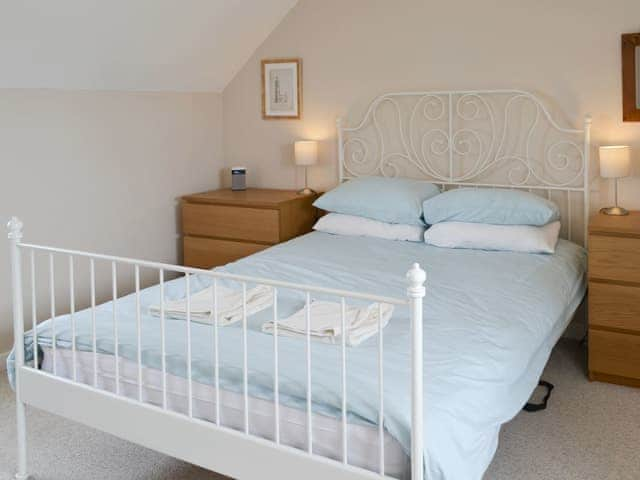 Peaceful double bedroom | Taikoo, Beadnell