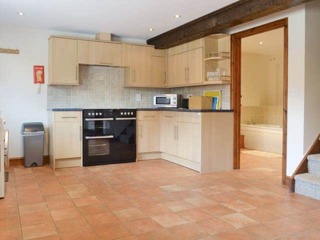 Fully appointed kitchen | Pond Cottage - Moor Farm Stable Cottages, Foxley, near Fakenham