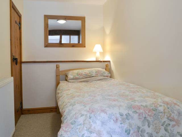 Peaceful single bedroom | Pond Cottage - Moor Farm Stable Cottages, Foxley, near Fakenham