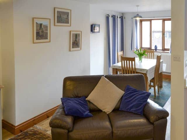 Light and airy dining space | Red Barn Cottage, Kettleburgh, near Framlingham